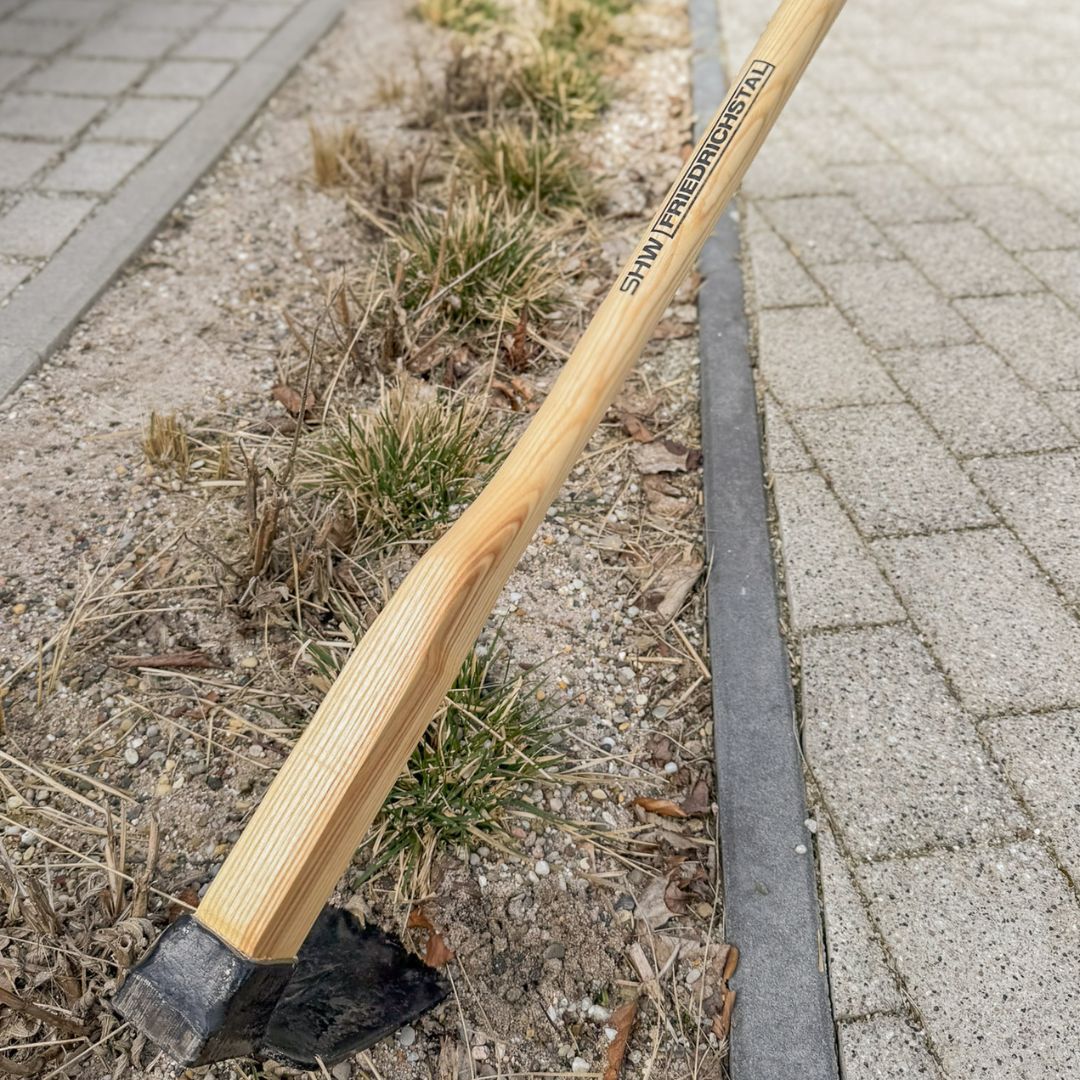 SHW Ulmer Hacke mit Eschenstiel - SHW - FIRE