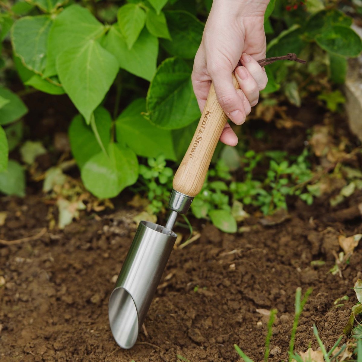 Kent & Stowe Zwiebelpflanzer klein - SHW - FIRE