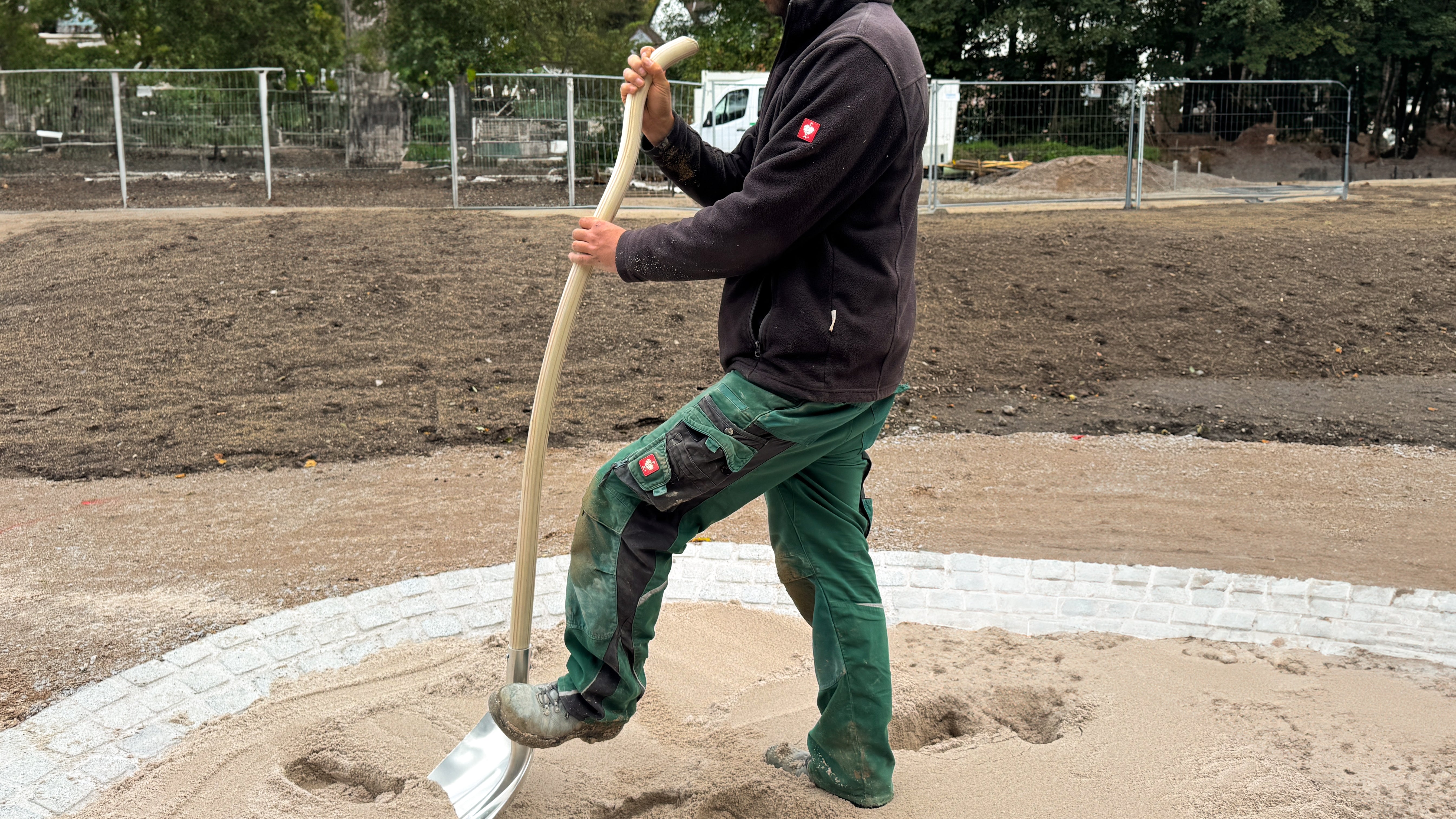 Ergostiele Schaufeln: Der Schlüssel zu effizienter Gartenarbeit - SHW-FIRE