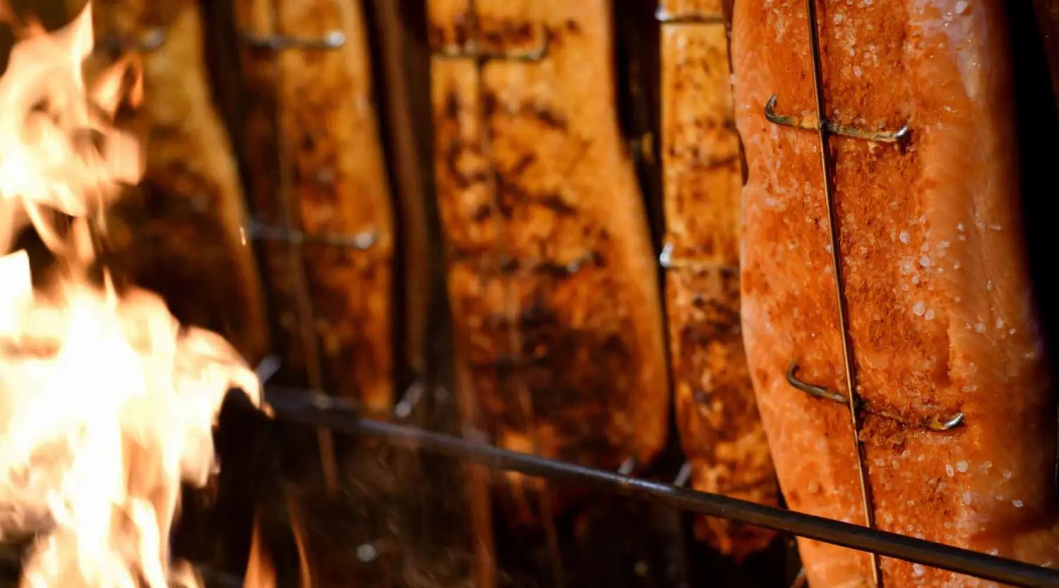 Genussvolles Grillen: Räucherlachs für Grill-Enthusiasten - SHW-FIRE