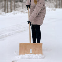 Holz Schneeschieber